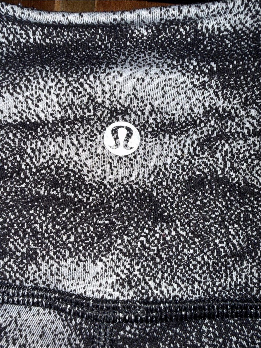 Lululemon Wonder Under Luon Hazy Days Cropped 22” Leggings Black/White Size 6 - Picture 4 of 10